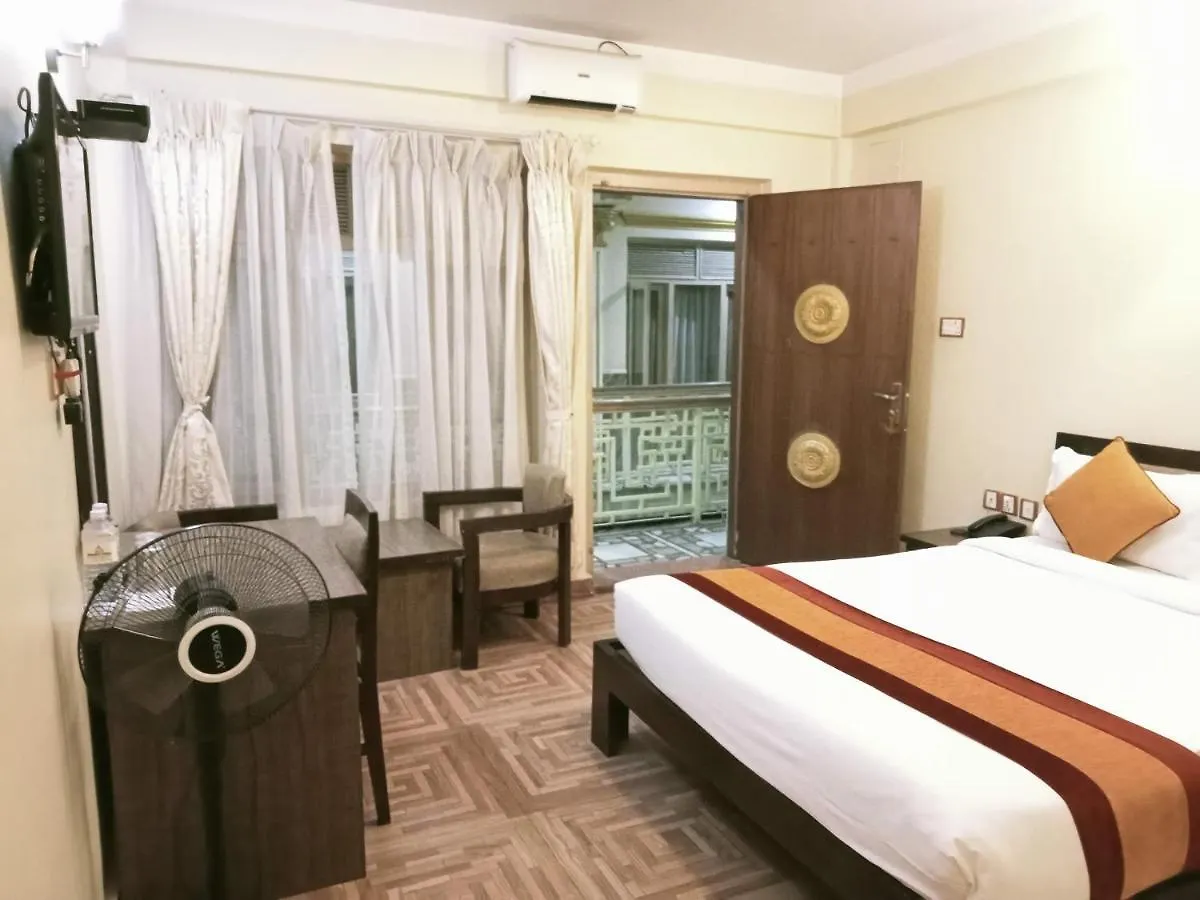 Boudha Stupa View Guest House Kathmandu 3*,