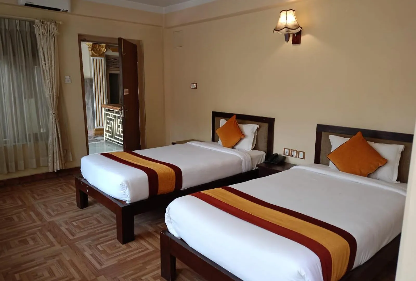 Boudha Stupa View Guest House Kathmandu Bed & Breakfast